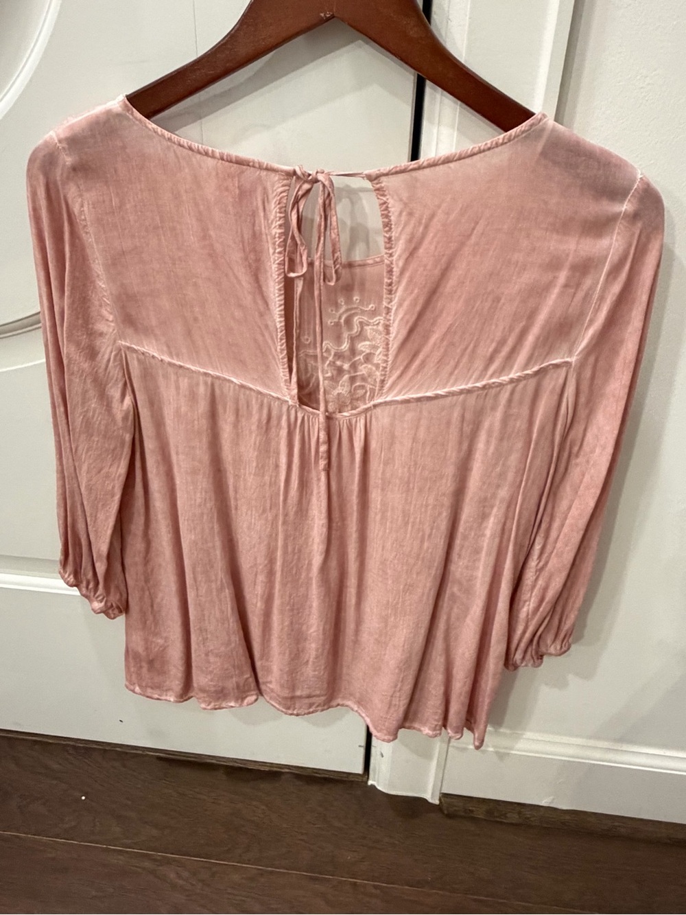 Alya Dusty Rose Floral Embroidered Peasant Blouse - Picture 4 of 4